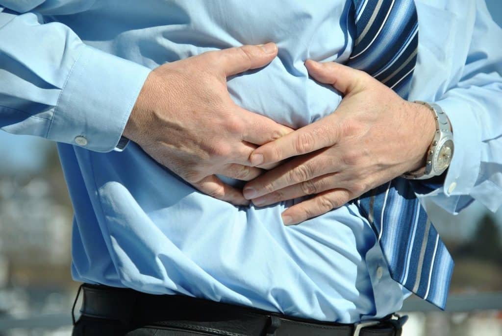 Reflux gastroesofagian – cauze, manifestări, sugestii de remedii naturiste şi importanţa alimentaţiei