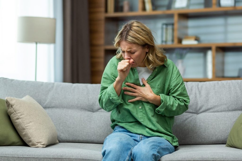 Astm alergic – cum pot fi ameliorate simptomele acestei afecțiuni respiratorii?