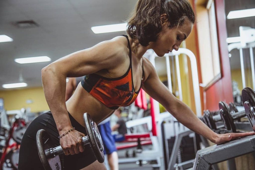 Recuperarea musculară – etape de urmat după antrenamente și accidentări