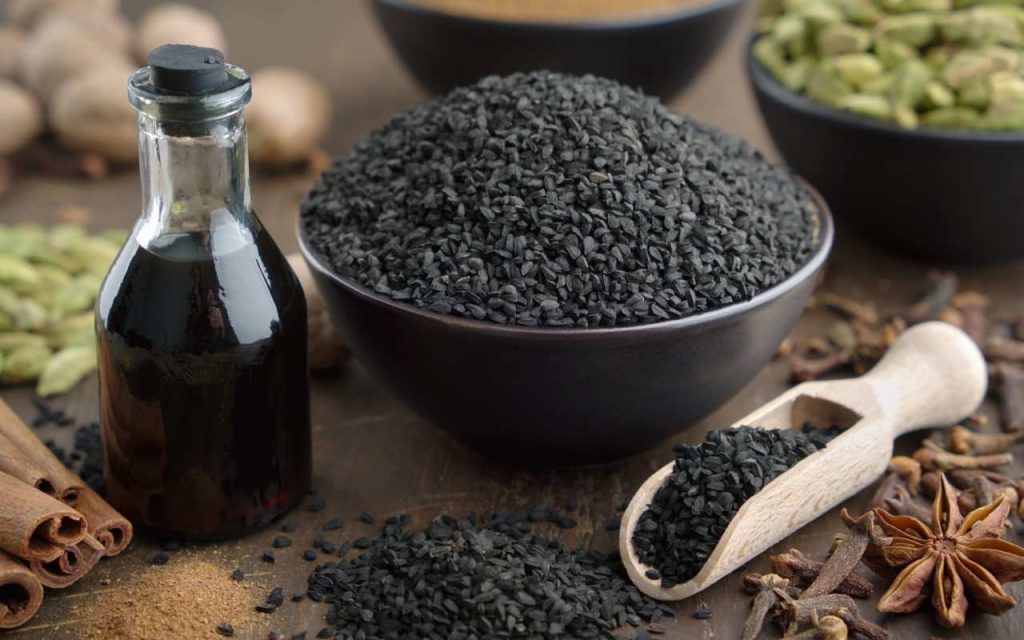 Ulei de chimen negru – Beneficii și utilizări pentru sănătate