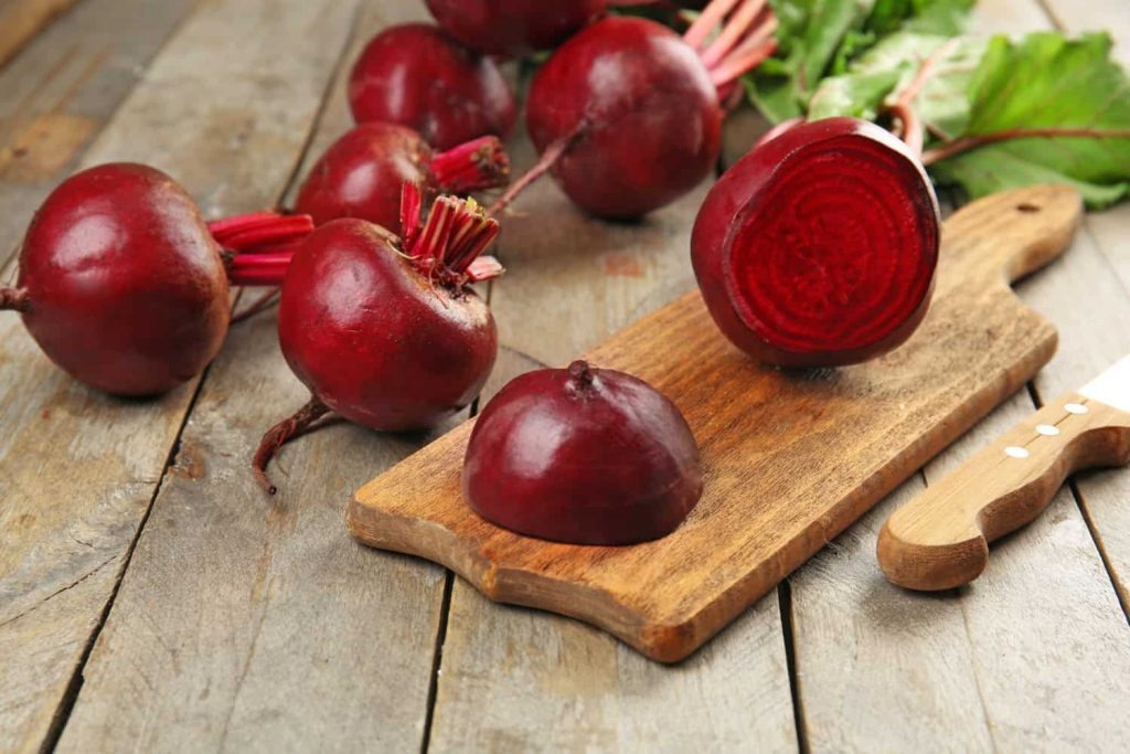 Suc pentru ficat – ce sucuri susțin detoxifierea și sănătatea hepatică
