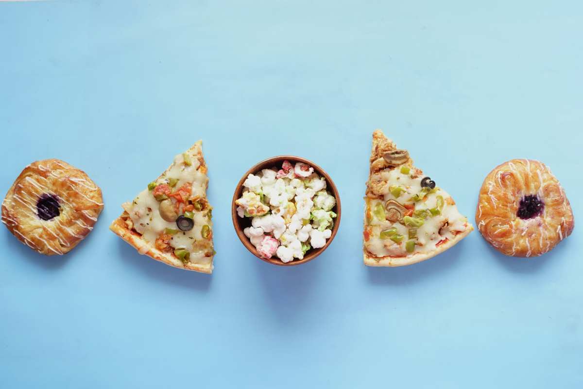 1. Alimente interzise in trombocitopenie ce scade trombocitele si solutii naturale de sustinere Alimente procesate, junk food
