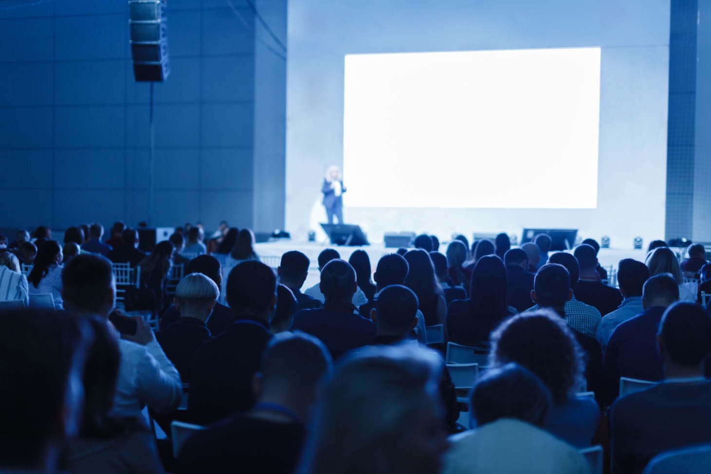 Glosofobia (persoana care vorbeste in public, conferinta, speech inspirational)