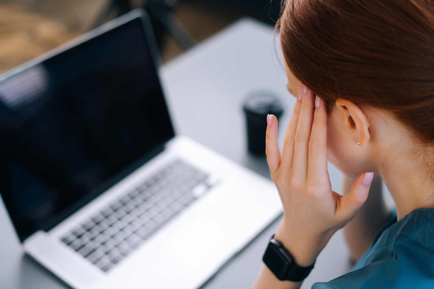 Cyberchondria Cum iti afecteaza cautarea simptomelor pe internet sanatatea mintala