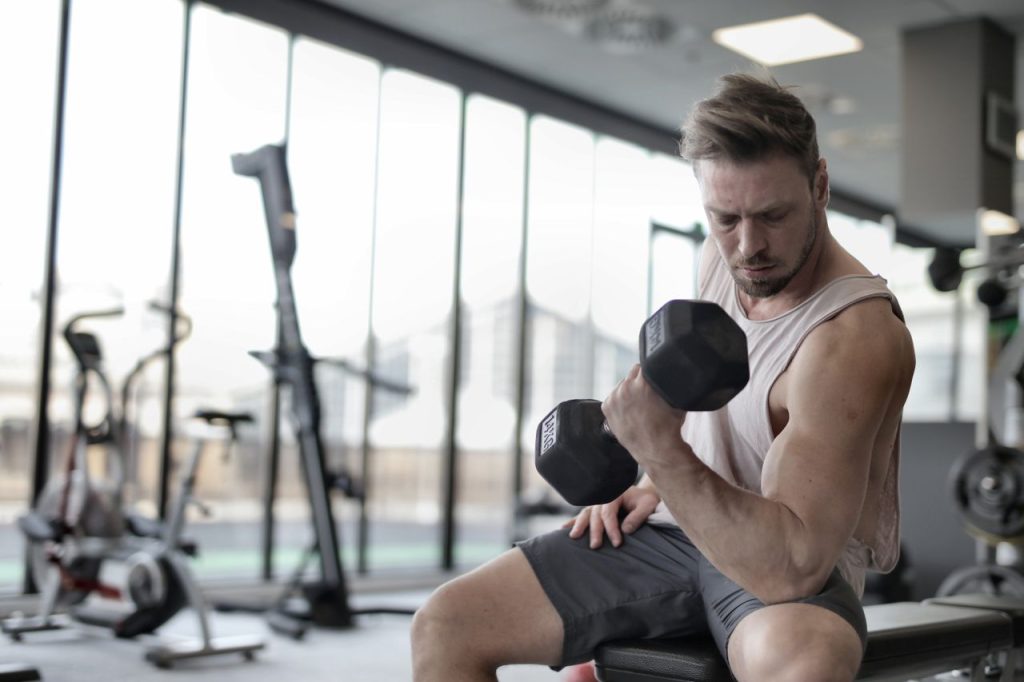 Creatina și febra musculară DOMS: ce poate susține recuperarea și ce nu