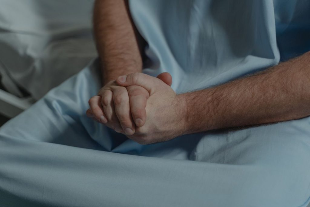 Hipertrofie de prostată: simptome, cauze, tratament și remedii naturiste pentru prostată