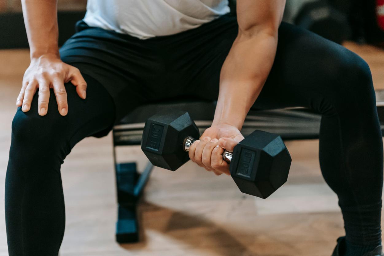 1. Ce suplimente sa iau pentru masa musculara barbat, banca