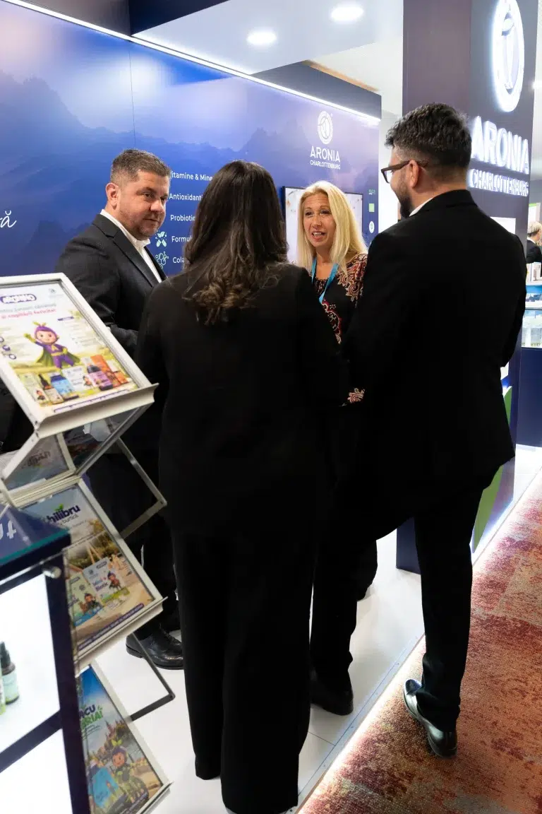 Schimb de experiență cu specialiști în pediatrie la standul Aronia din Sibiu 2026