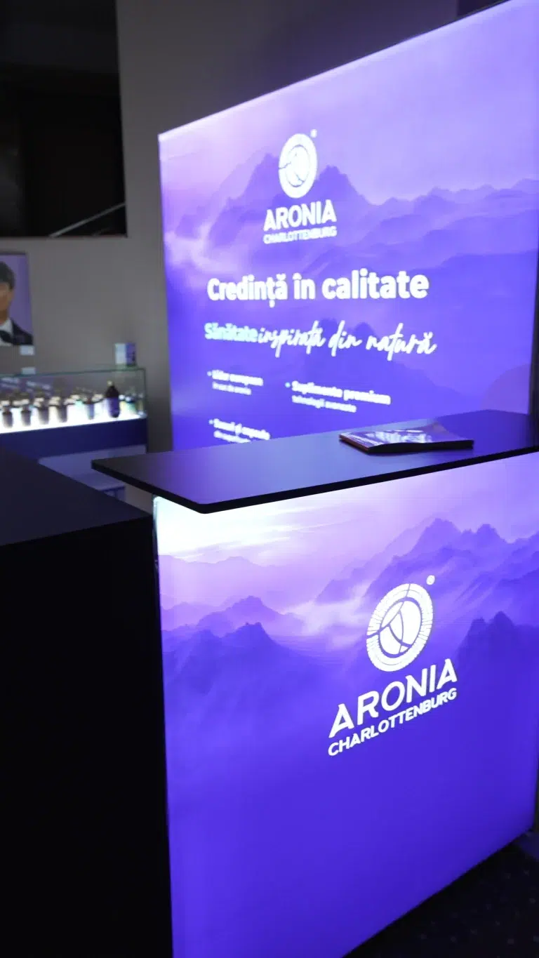 Standul Aronia Charlottenburg la congresul de medicină din Piatra Neamț